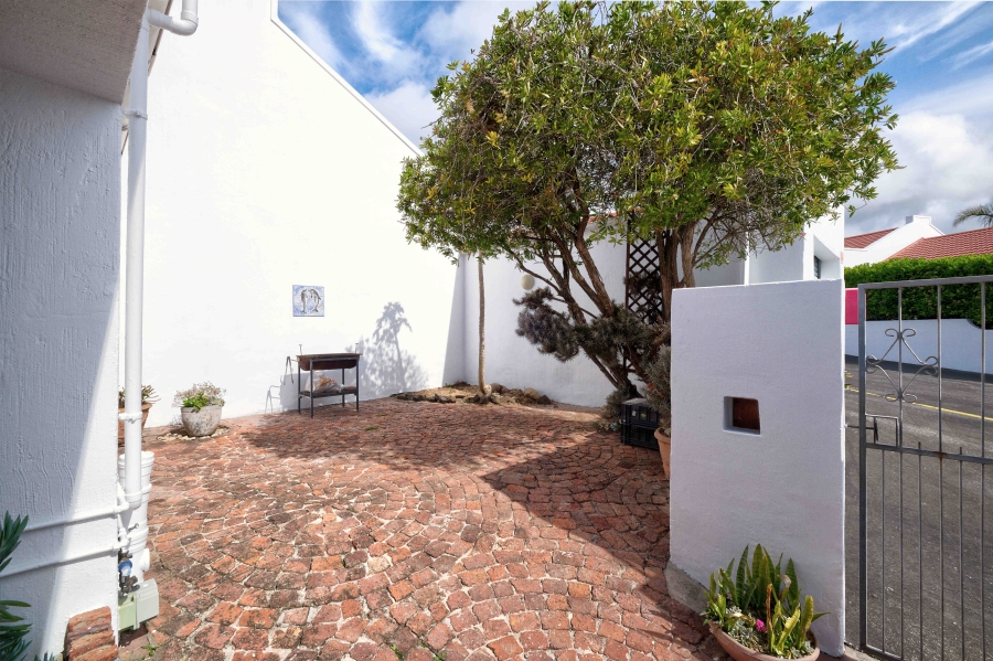 3 Bedroom Property for Sale in Humewood Eastern Cape